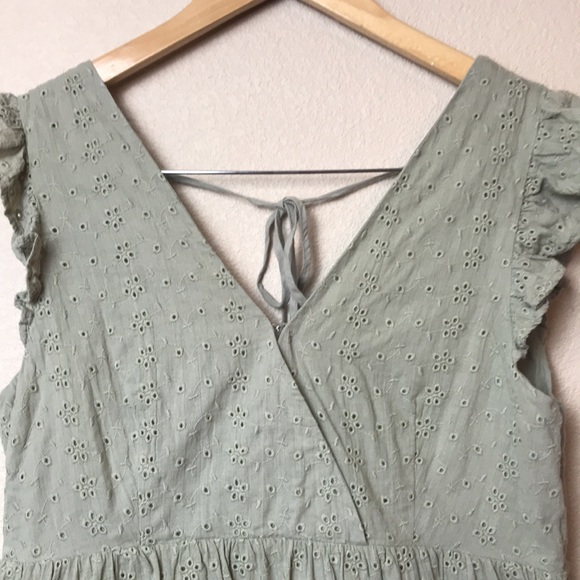 Wishlist apparel | Faded Green Eyelet Peplum Top - Picture 4 of 12